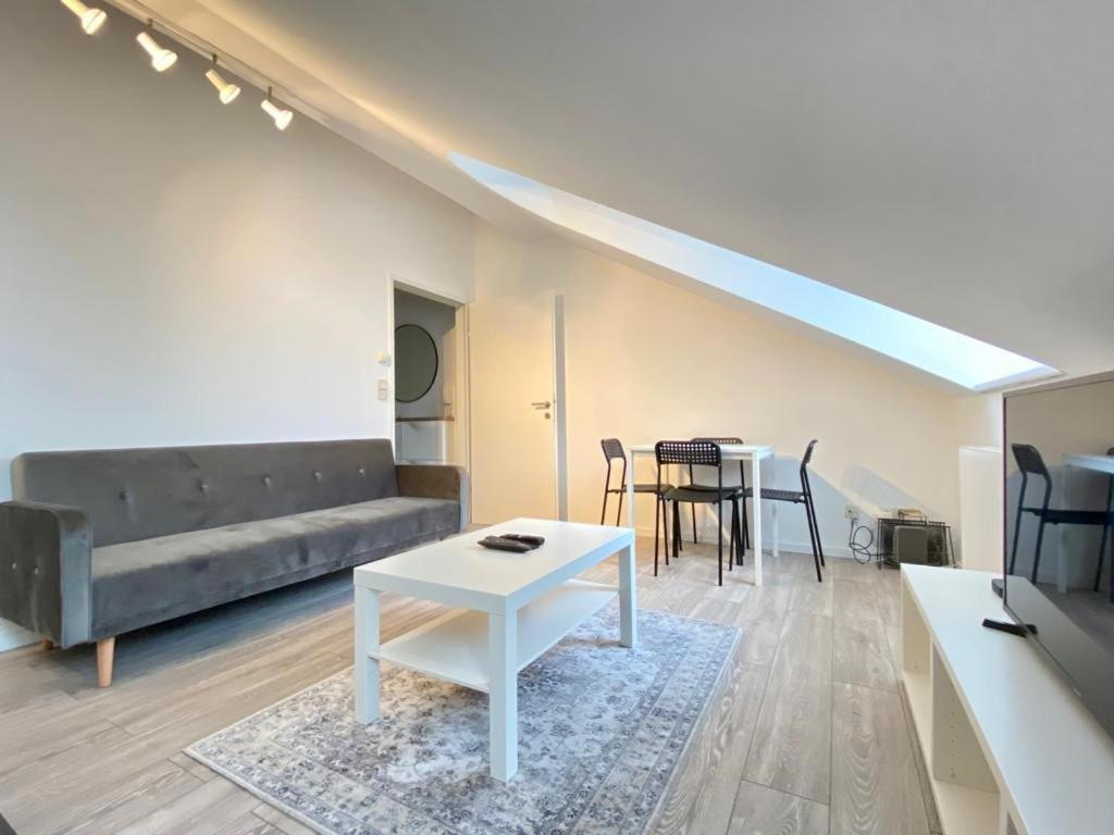 Central Apartment In Vienna Near Metro Экстерьер фото